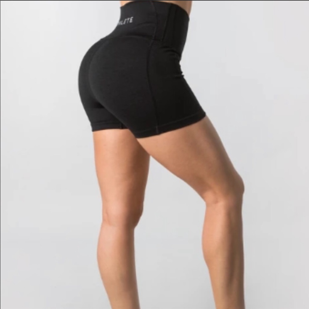 Alphalete revival shorts black marl